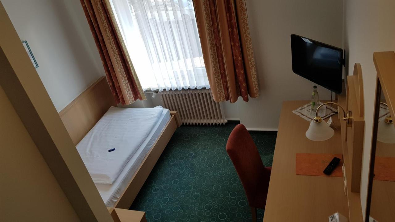 Hotel Gasthof Specht アイヒャッハ エクステリア 写真